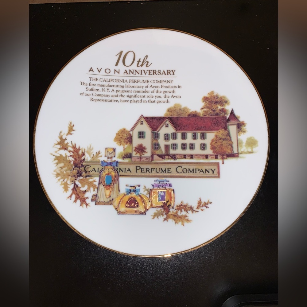 Avon 10th anniversary decorative display plate EUC